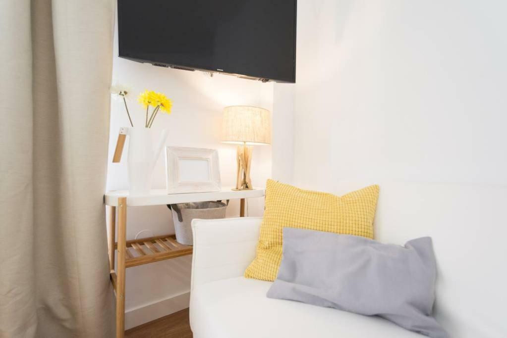 Lyrioshomes Malaga Cervantes Exteriér fotografie